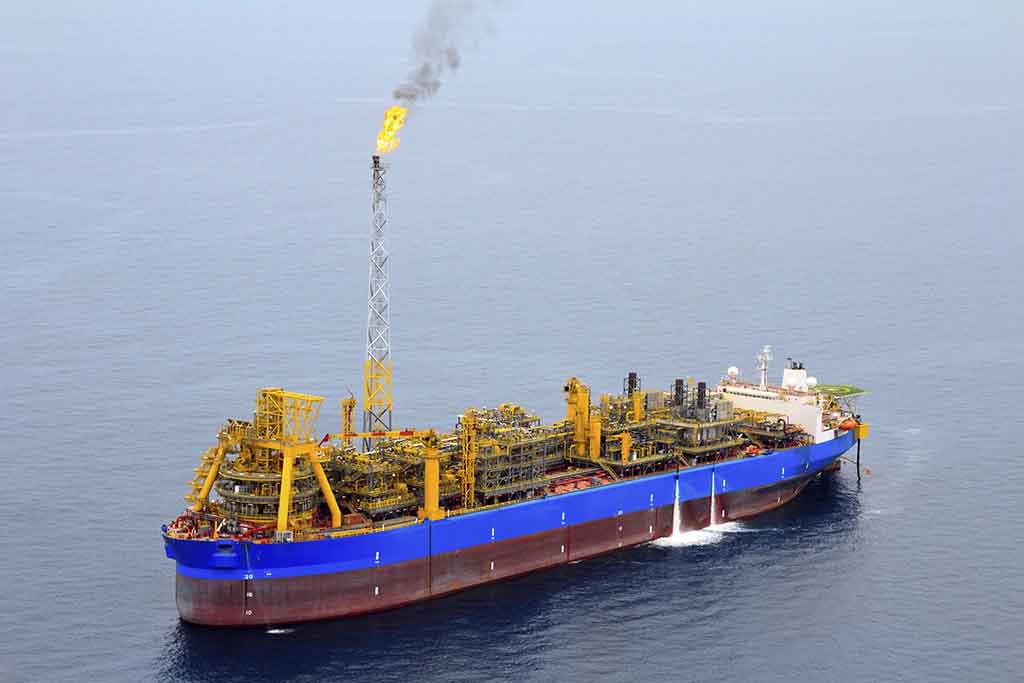 smallerer stock ship